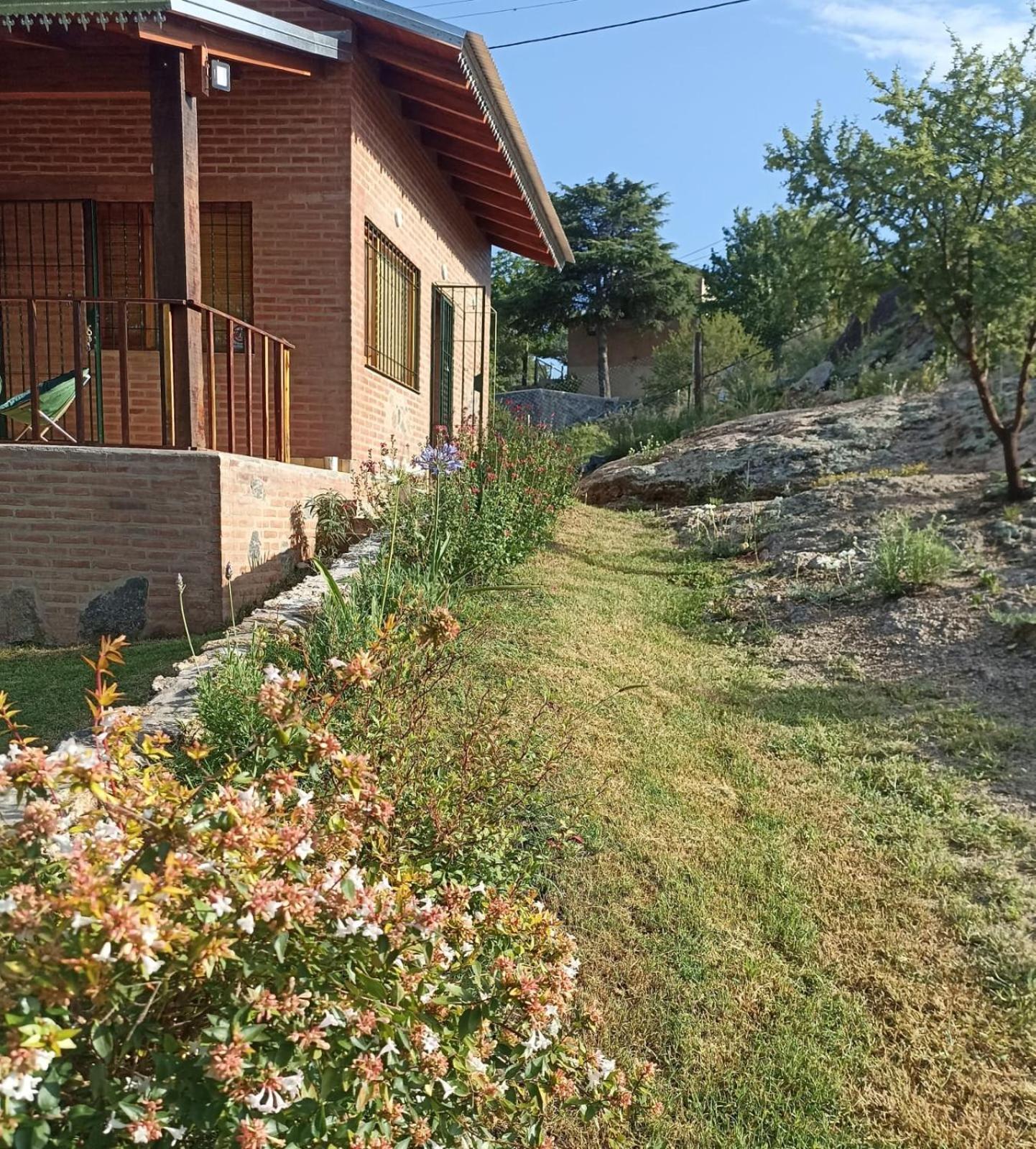 Cabanas Farah Estancia Vieja Ideal Para 2 A 3 Huespedes Villa Carlos Paz Quarto foto